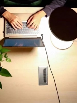 LED燈、熒光燈、鹵素燈、白熾燈，哪種光源對眼睛傷害最小？